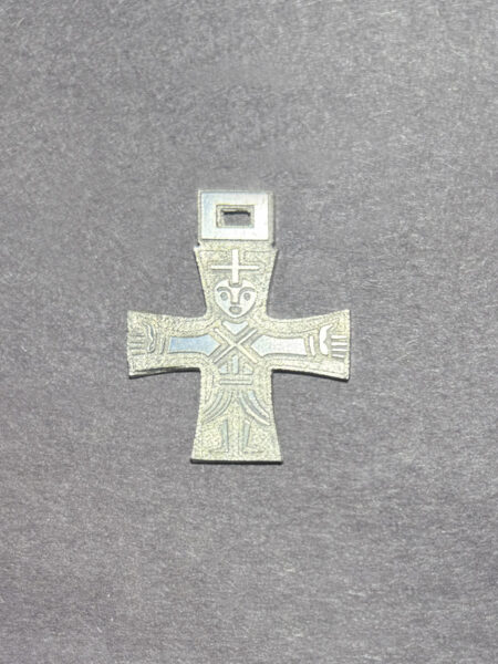Silver vintage cross pendant